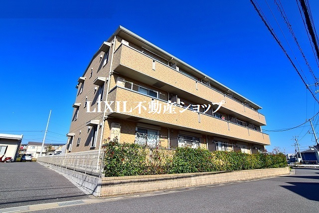 建物外観　吉川市のお住まい探しなら、当社にお任せ下さい！