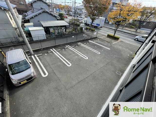 駐車場　YouTube検索「グラデュエートレジデンス」で動画が視聴可