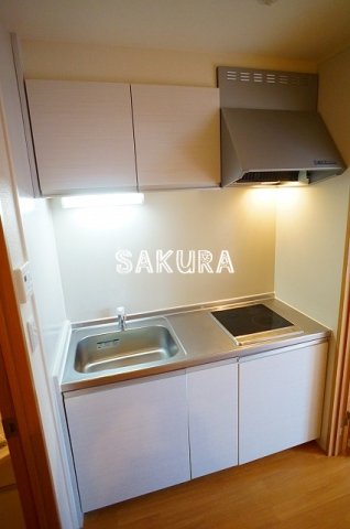 キッチン　お掃除しやすい人気のIHコンロ♪