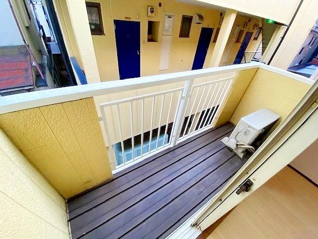 バルコニー　バルコニー