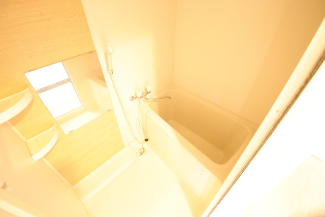 バス・シャワールーム　※別室の参考写真の為、現況優先です。