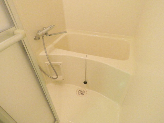 バス・シャワールーム　広々とした浴室で快適お風呂ライフ♪