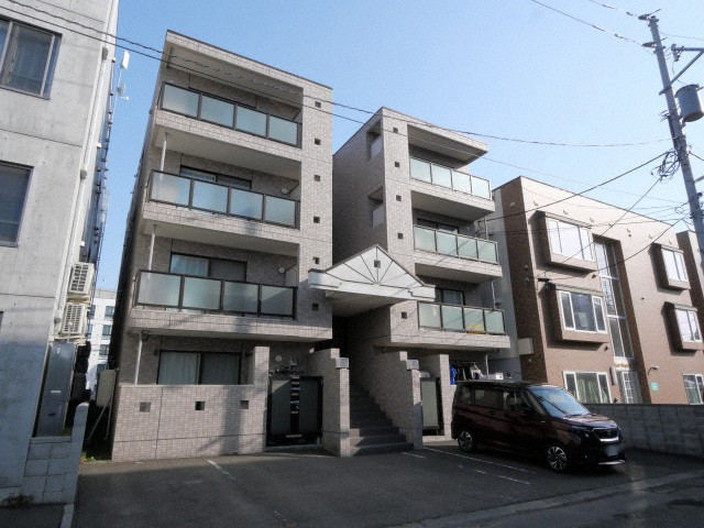 建物外観　インターネットが無料で利用可能なマンションです♪