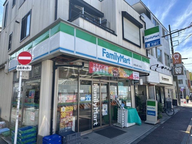 コンビニ　ファミリーマート大岡山東工大前店（コンビニ）まで419m