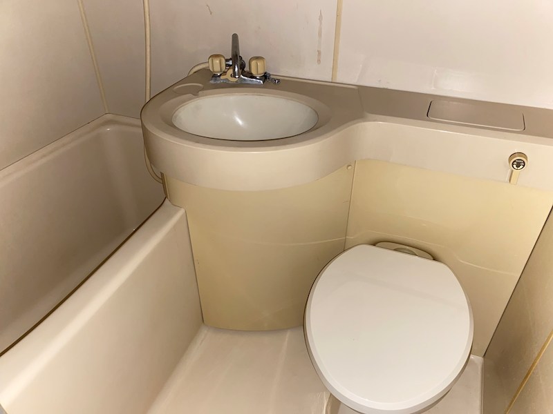 トイレ　別部屋参照