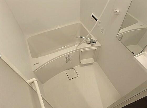 バス・シャワールーム　?