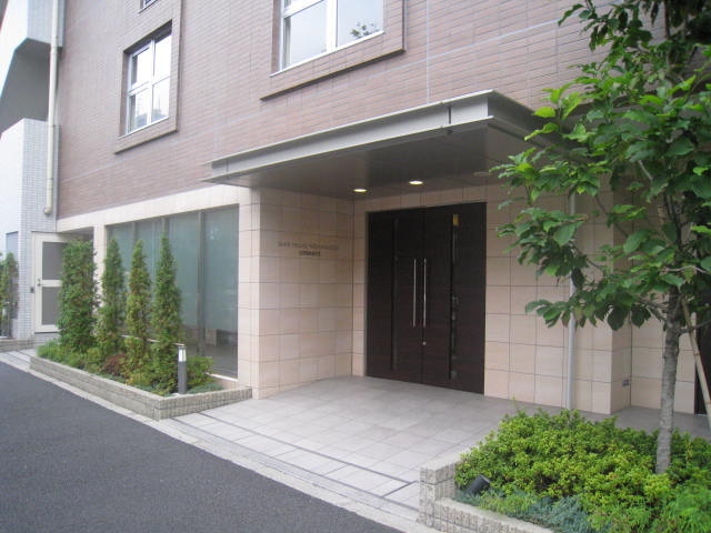 エントランス　エントランス　2013年11月撮影