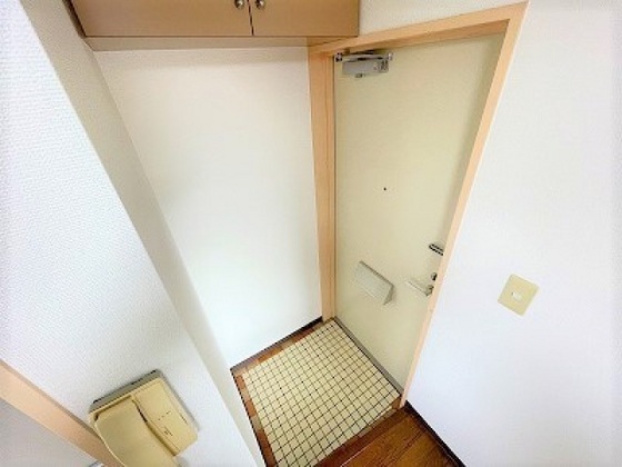 玄関　※別部屋の写真です