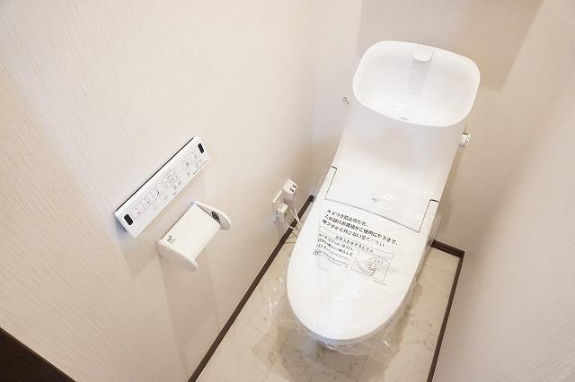 トイレ　トイレ