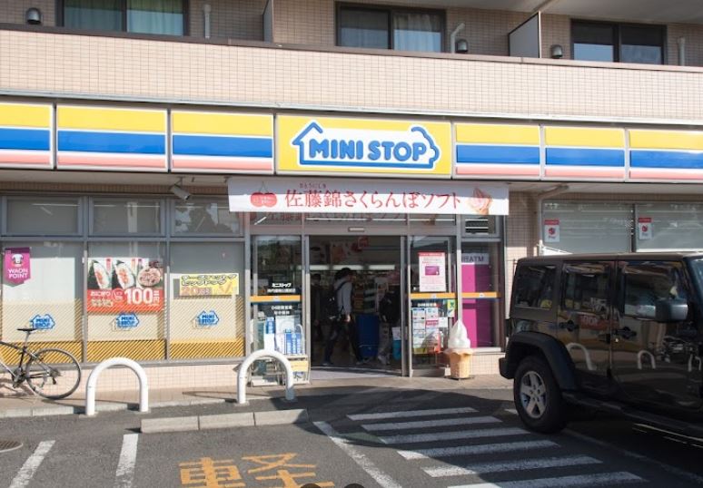 コンビニ　ミニストップ 神代植物公園前店（コンビニ）まで387m