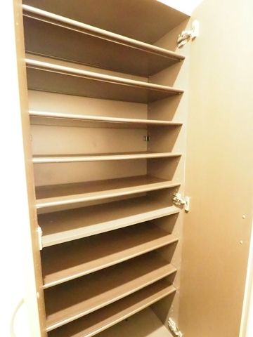 その他設備　■シューズクローゼット