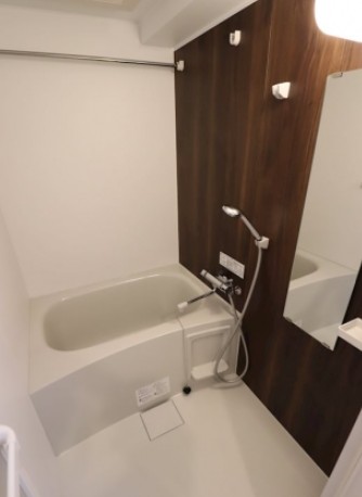バス・シャワールーム　風呂