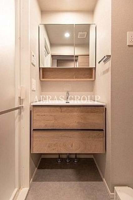 洗面設備　同仕様