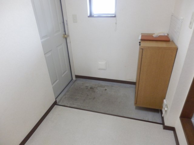 玄関　サンプル写真となります。