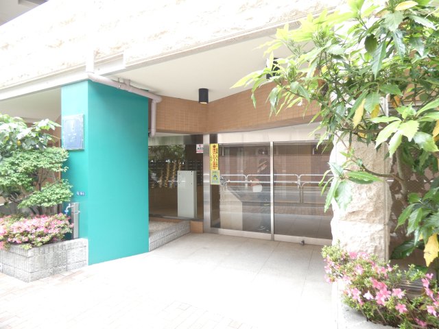 エントランス　エントランス