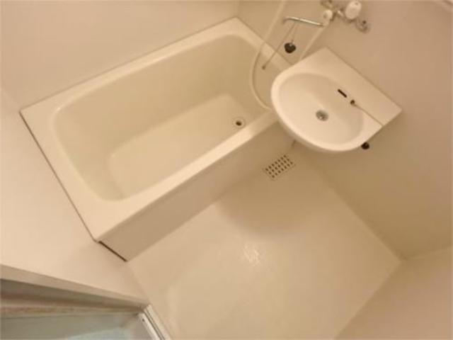 バス・シャワールーム　別号室参考写真（リフォーム前）