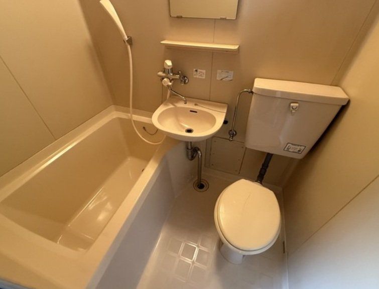 バス・シャワールーム　バス