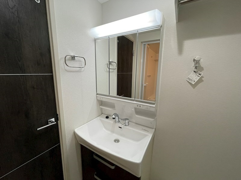 洗面設備　同仕様