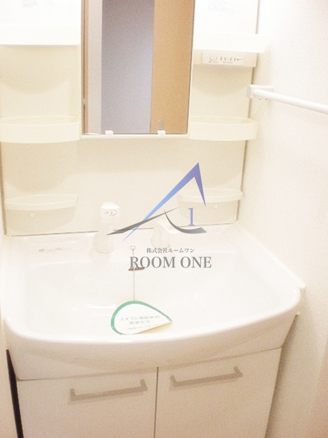 洗面設備　独立洗面台です。