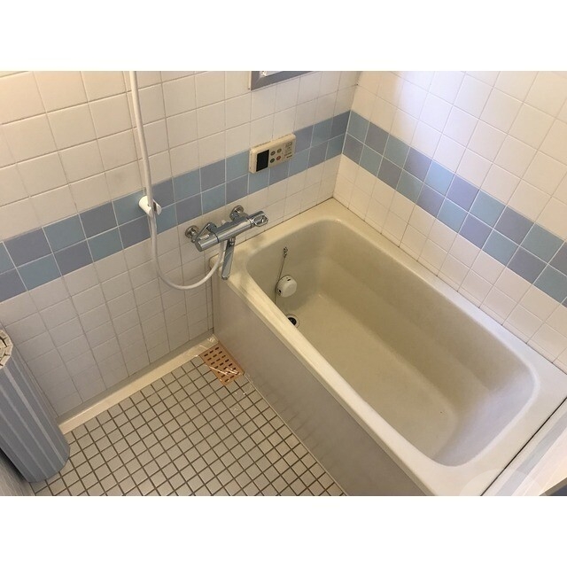 バス・シャワールーム　追い焚き機能付き