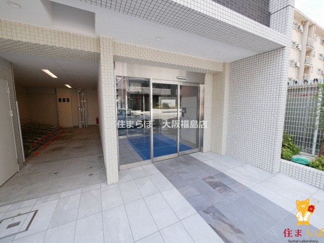 エントランス　共用部の印象も大切に