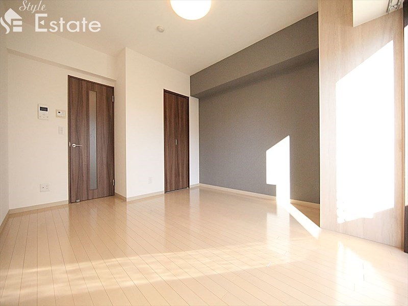 居室・リビング　内装