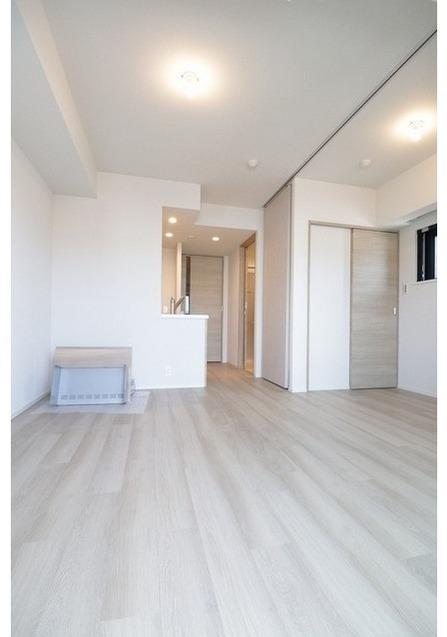 居室・リビング　使いやすい形の為、レイアウトを楽しめます♪