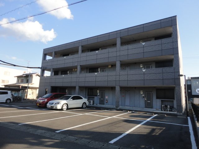 駐車場　外観写真（昼）