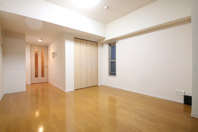 居室・リビング　※別室の参考写真です。