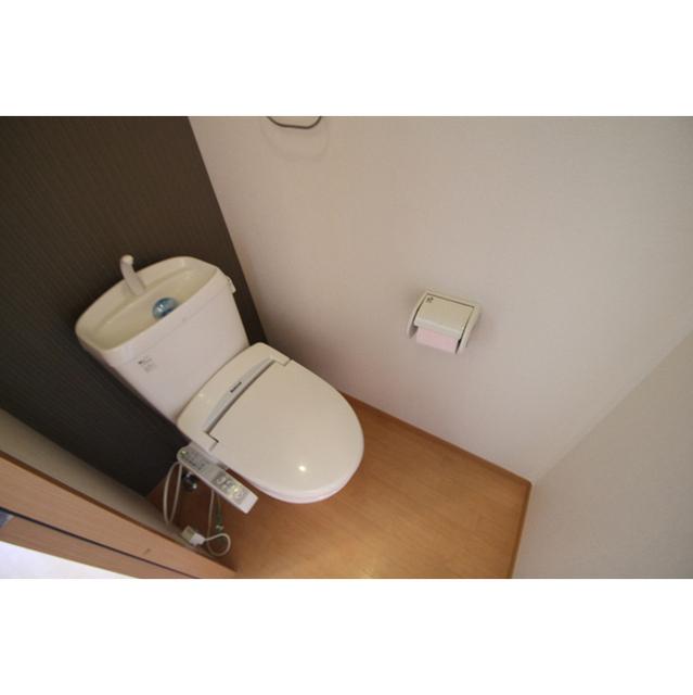 トイレ　コンパクトで使いやすいトイレです