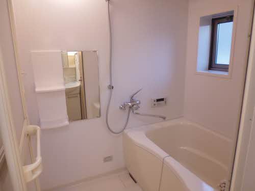 バス・シャワールーム　浴室