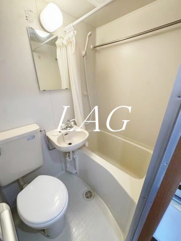 バス・シャワールーム　お風呂です。