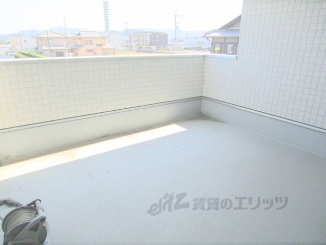 バルコニー　２階