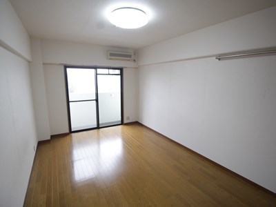 居室・リビング　※現況優先