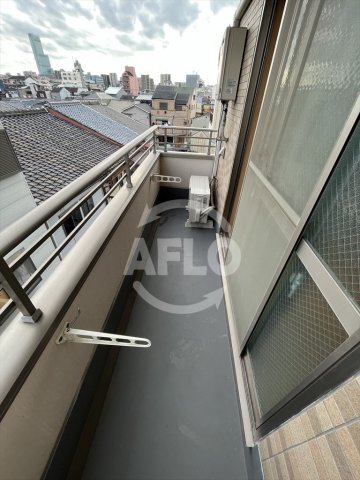 バルコニー　クィーンライフ勝山北　バルコニー