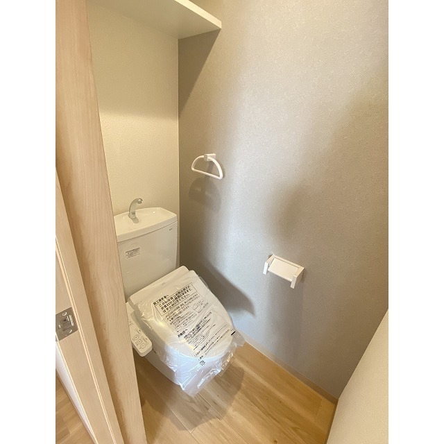 トイレ　温水洗浄便座　※イメージ