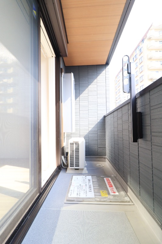 バルコニー　図面と現状に相違がある場合には現状を優先