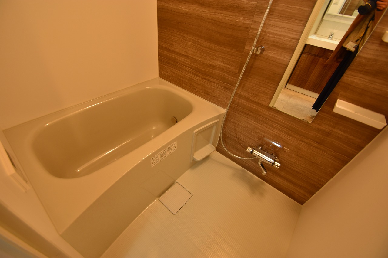 バス・シャワールーム