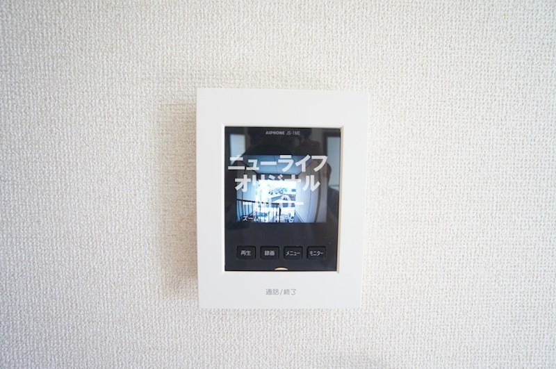 収納　5.5帖洋室収納☆奥行きがあり季節の小物も収納できます☆