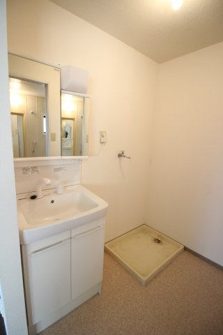 洗面設備　※別部屋写真