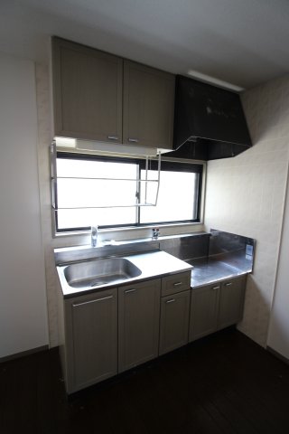 キッチン　※別部屋写真