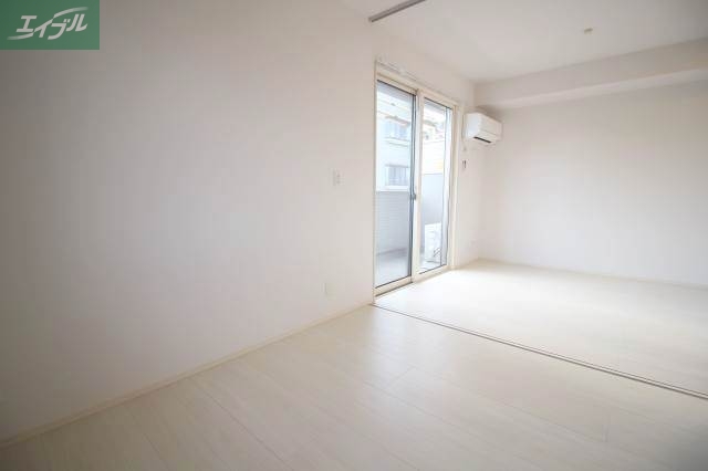 その他部屋・スペース　寝室