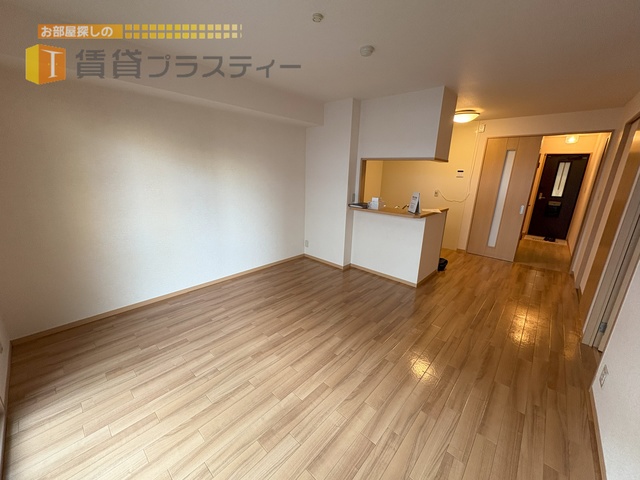 居室・リビング　広々リビングでゆったりとお使い頂けます。