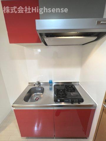 キッチン　コンパクトなキッチンで掃除もラクラク