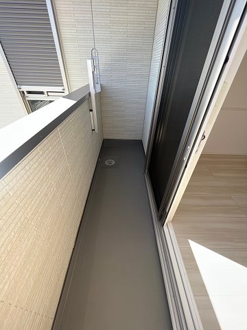 バルコニー　バルコニーからの眺めを楽しみながら食事をしませんか