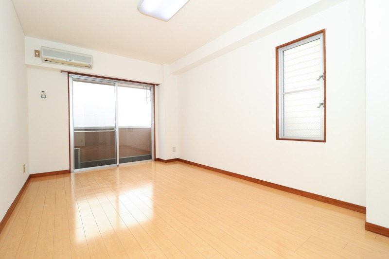 居室・リビング　図面と現状に相違がある場合には現状を優先