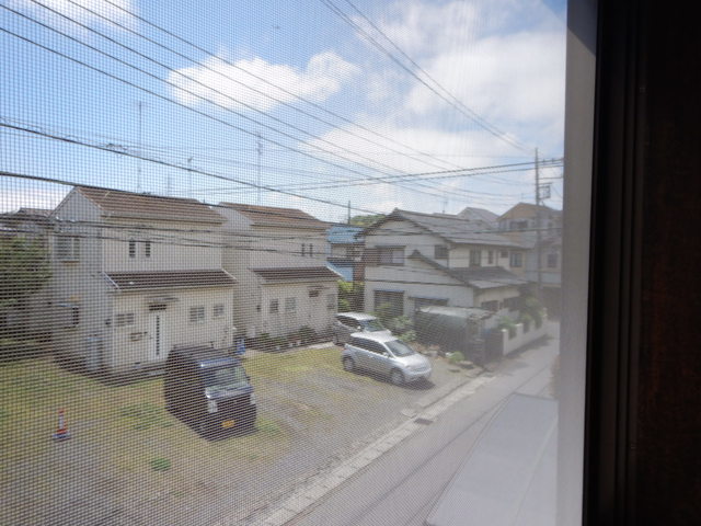 駐車場　建物前面道路挟んだ向かい側に１台付です