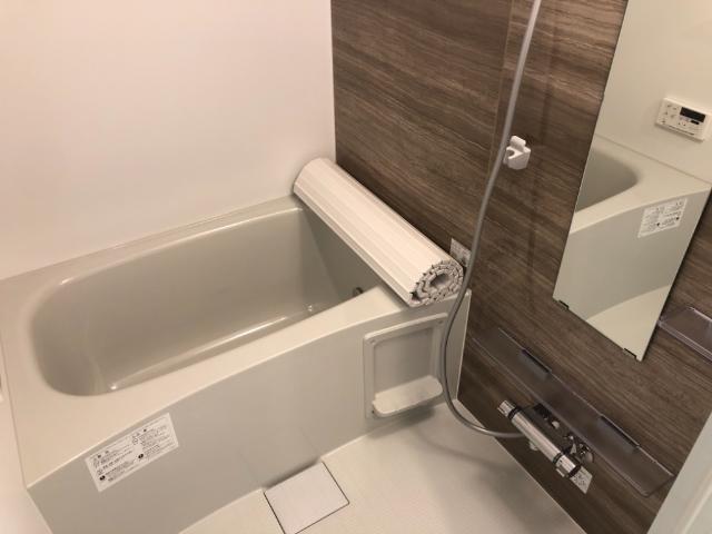 バス・シャワールーム　バス