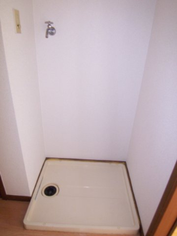 その他設備　別部屋同一間取りのお写真となります。