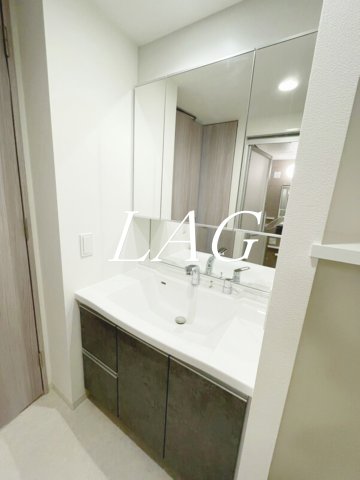 洗面設備　洗面台です。